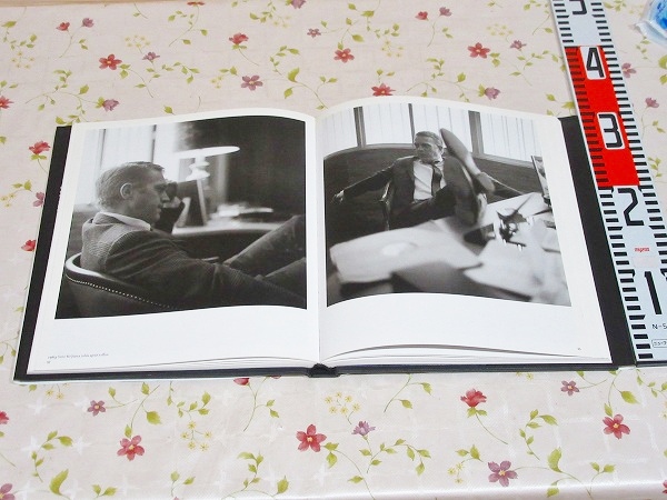 洋書 Steve McQueen: A Life in Pictures スティーブ・マックィーン 