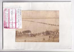 (生写真)　徳島吉野川渡河・昭和３年11月モノクロ15×11　台紙貼　１枚