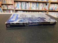 「Blue Book」　 Illustrated Price Guide to Collectable　＆Useable Cameras
　SECOND MASTE EDITION