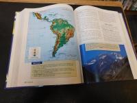 「World cultures」　 a global mosaic
