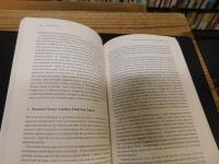 「Introducing the faculty of policy studies」　 integrating policy and culture　（総合政策）