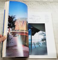 洋書　Carlos Zapata The Restlessneess of Architecture　（英語、仏語）