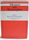 Volcanoes and Tectonosphere 　（洋書：英語 題名：火山と構造圏）