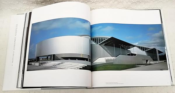 Architecture of Yoshio Taniguchi(谷口吉生) / 古本、中古本