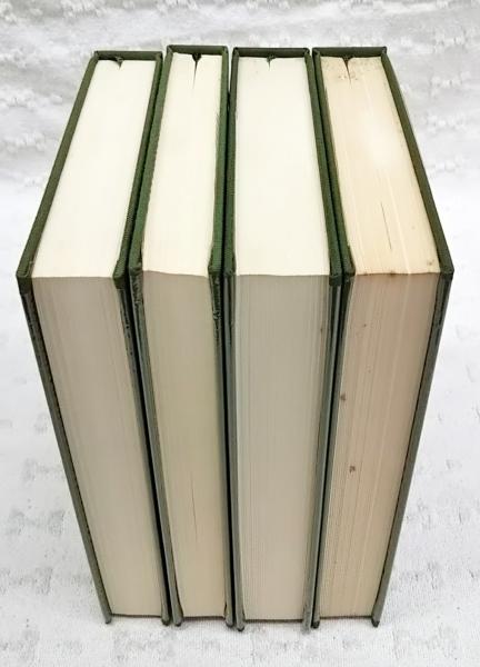 中国民衆叛乱史 1-4巻 （全4冊揃い）(谷川道雄, 森正夫編) / 古本