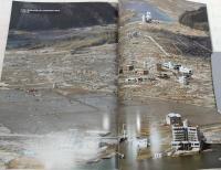 巨大津波が襲った3・11大震災 : 発生から10日間の記録 : 緊急出版特別報道写真集