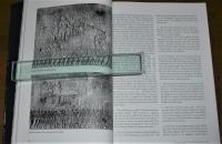 (洋書・英語)　Sacred Angkor: The Carved Reliefs of Angkor Wat (聖なるアンコール：アンコール・ワットの彫刻レリーフ)