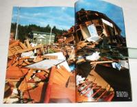 新潟県中越地震 特別報道写真集 2004.10.23