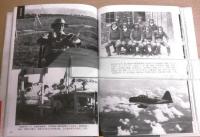 坂井三郎「写真大空のサムライ」 = The photo story of japan's greatest zero fighter