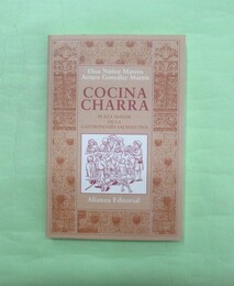 Cocina charra　Plaza　mayor de la gastronomia salmantina　スペイン語