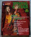 ヤング・ギター YOUNG GUITAR 2000年8月号 ●ポール・ギルバート/ジョン・ペトルーシ総力特集/リッチー・コッツェン/夏休みエクササイズ/「7弦ギター」完全ガイド/ 特別付録CD欠