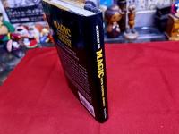 Magic with Everyday Objects Over 150 Tricks Anyone Can Do at the Dinner Table　（洋書　英語　マジック　マニュアル）