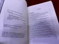 Creating Characters With Charles Dickens　（洋書　英語　ISBN 0-271-00725-7）