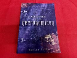 GRIMOIRE OF THE necronomicon　（英語　ISBN：978-0-7387-1338-0　ラヴクラフト　ネクロノミコン）