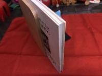 オン・リーディング　ON READING　ANDRE KERTESZ　（巨匠ケルテスが、ユーモアたっぷりのまなざしで「読む情景」をとらえた珠玉の掌編写真集）　（1993年）　★画像7枚　ご参照くださいませ