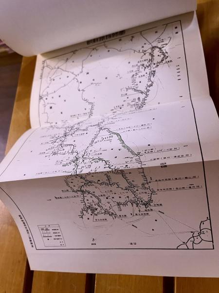 朝鮮鉄道旅行便覧 大正15年 朝鮮総監府 付図多数 1926年 朝鮮交通回顧録 運輸編 巻頭 折込地図「朝鮮鉄道略図 昭和20年2月 朝鮮