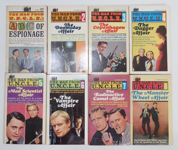 洋書『ナポレオン・ソロ THE MAN FROM U.N.C.L.E.』 17冊組 / 古本