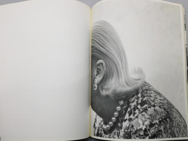 写真集『BRUCE WEBER : An exhibition by Bruce Weber at Fahey/Klein Gallery, Los Angeles, California, May, ninteen ninety-one and at Parco Exposures Gallery, Tokyo, November, nineteen ninety-one』(text by William Burroughs) / 古本、中古本、古書籍の通販は 写真集『BRUCE WEBER : An exhibition by Bruce Weber at Fahey/Klein Gallery, Los Angeles, California, May, ninteen ninety-one and at Parco Exposures Gallery, Tokyo, November, nineteen ninety-one』(text by William Burroughs) / 古本、中古本、古書籍の通販は