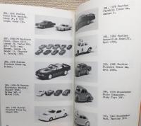 『DETROIT IN MINIATURE : 400 PHOTOS OF AMERICAN DIECAST MODELS MADE WORLDWIDE』