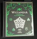 WICCAPEDIA　Ａ  MODERN－ＤＡＹ WHITE WITCH’S GUIDE　英語版