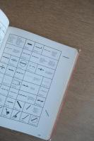 Symbol Sourcebook：An Authoritative Guide to International Graphic Symbols