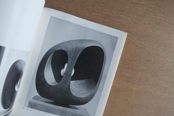 BARBARA HEPWORTH / バーバラヘップワース研究 仏語版(HODIN