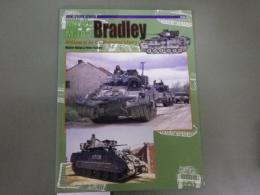 （英文写真集「M2ブラッドレー歩兵戦闘車/M3ブラッドリー騎兵戦闘車」）M2A2・M3A2 Bradley: Backbone of the Modern Us Mechanized Infantry. Congoro　Mini Color Series7506