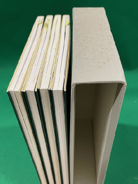 右卿臨書集成 全4冊函入(手島右卿著) / 古本、中古本、古書籍の