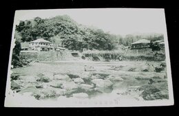 新潟　川口温泉場梶谷川畔（絵葉書）1枚