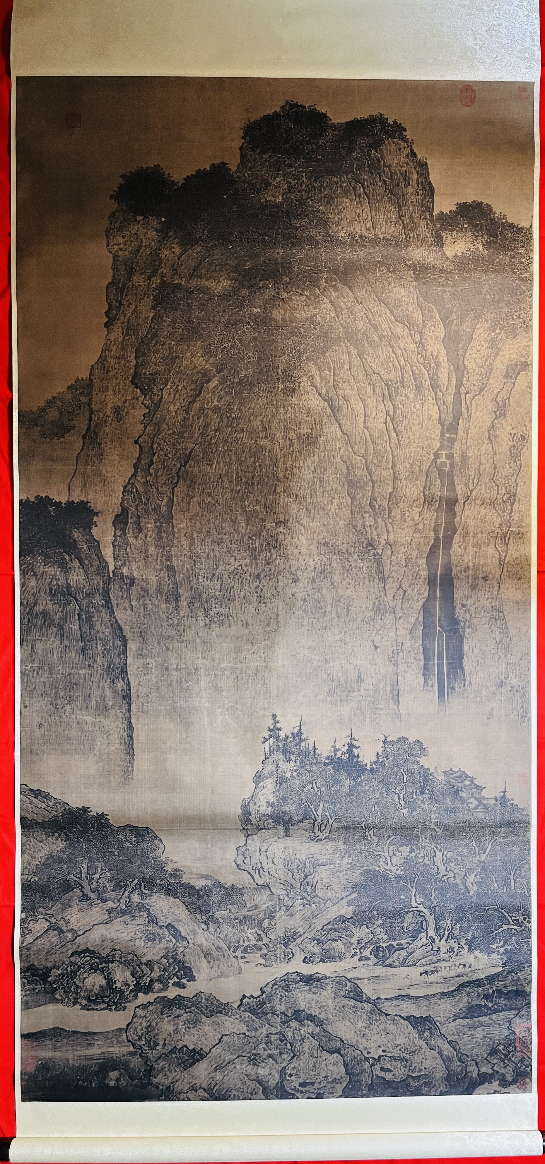 范寛：谿山行旅図(中華民国国立故宮博物院編) / 古本、中古本、古書籍