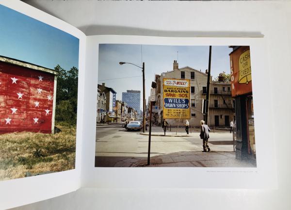 Uncommon places : the complete works(Stephen Shore ; essay by