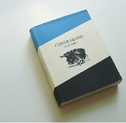 TARYN SIMON - CONTRABAND (2010) 古書