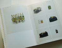 TARYN SIMON - CONTRABAND (2010) 古書