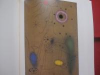 生誕１００年記念  　　  ミロ展    　　ピエール・マティス・コレクション   　　 編集 　 横浜美術館学芸部  　　  日本経済新聞社  　発行     　　　　    【美術・絵画・作品集・図録・文化】