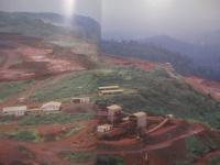 クストー  　　アマゾンの旅　　  偽りの楽園　　    ジャック＝イブ・クストー 　　 モーズ・リチャーズ 　 著   　　 開高 健　  監修  　　 柴田都志子  　訳  　　 光文社  　発行 　　　　      【自然・生物・動物・植物・環境・写真本】