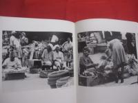 フォト 　 眞 　    しん　     フォト 　 真 　       １９７５年   　 秋号　    Ｎｏ ．２    　 （ 特集 ）   　プロフィル  　 沖縄の政治家１０人     　　   私家版  　　               【沖縄・琉球・歴史・文化・自然・風景・人物・アート写真集】