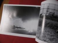 豊里友行写真集  沖縄 １９９９－２０１０  戦世・普天間・辺野古  改訂増版  【沖縄・琉球・歴史・文化・自然・風景】