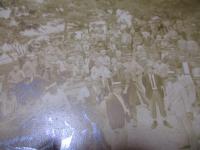 田沢湖入口にて故平福百穂画伯歌碑運搬記念写真　