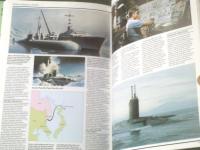 洋書【現代の潜水艦戦 ＭОＤＥＲＮ ＳＵＢＭＡＲＩＮＥＳ ＷＡＲＦＡＲＥ】Ｍilitary Ｐress（昭和６２年）