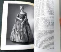 洋書【Four Hundred Years of Fashion（ファッションの４００年）】V & A Publications/平成４年