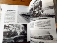 洋書【世界の蒸気機関車の黄昏（Twilight of World Steam）/本文３０４ページ】Littlehampton Book Services Ltd（昭和５０年）