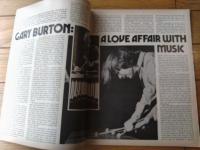 洋雑誌【Ｊazz Ｊournal（昭和５２年Ｎｏ．８号）】「レイ・ブライアント」「クラーク・テリー」「ゲイリー・バートン」等/Ａ４・全５６Ｐ