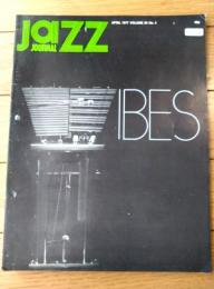 洋雑誌【Ｊazz Ｊournal（昭和５２年Ｎｏ．４号）】「ベニー・ベイリー」「ジョー・リギンス」「チャールズ・ミンガス」等/Ａ４・全４４Ｐ