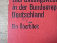 洋書　Das Bildungswesen in der Bundesrepublik Deutschland