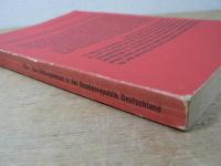 洋書　Das Bildungswesen in der Bundesrepublik Deutschland