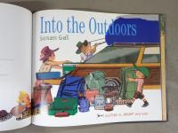 洋書絵本　Into the Outdoors