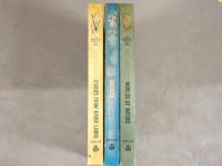 洋書3冊セット:Walt Disney's America/Stories From Other Lands/Worlds of Nature