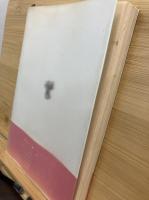 トマト・サラダをなじませて