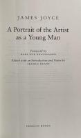A Portrait of the Artist as a Young Man (Penguin Classics Deluxe Edition)