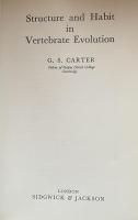 Structure and Habit in Vertebrate Evolution（Biology Series)